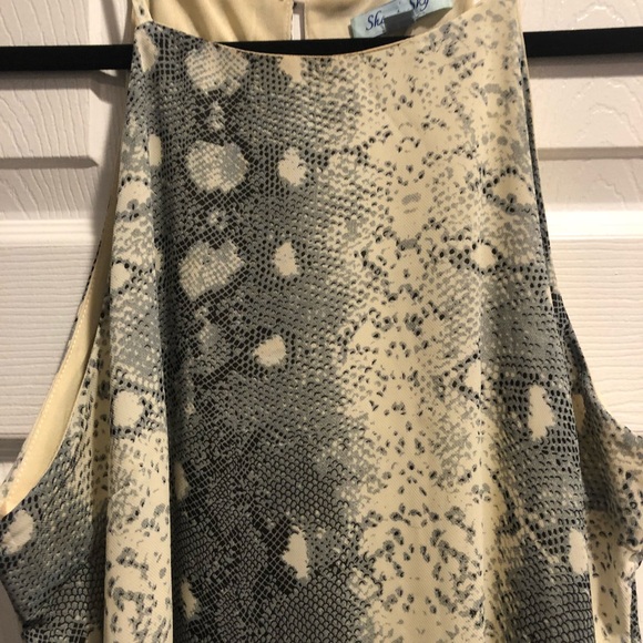 High Neck Python Print Dress 👗 - Picture 2 of 4